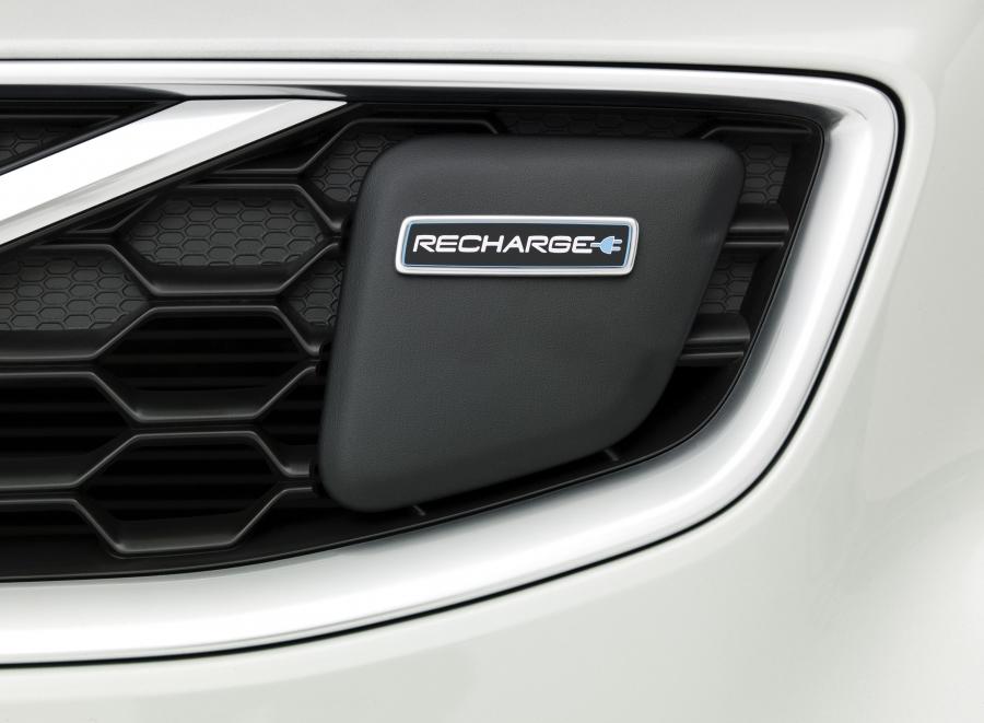  Volvo C30 DRIVe Electric 2011 года  (фото 5 из 37)